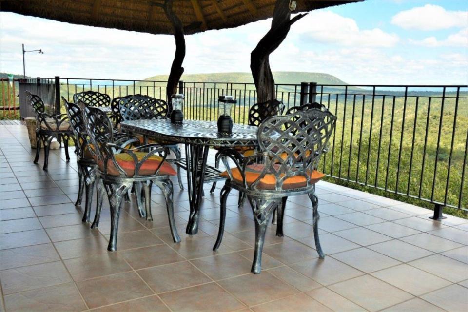 Mabalingwe Uzuri Lodge Bela-Bela Esterno foto