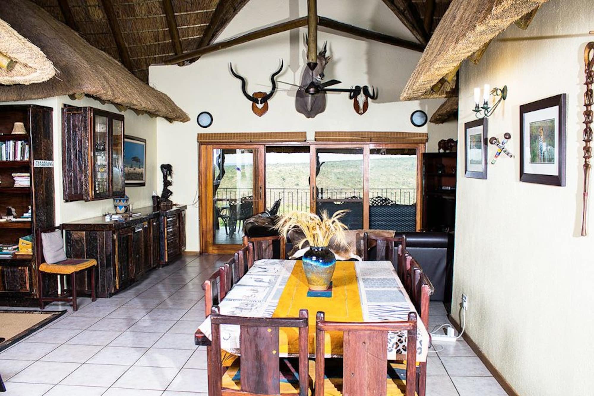 Mabalingwe Uzuri Lodge Bela-Bela Esterno foto